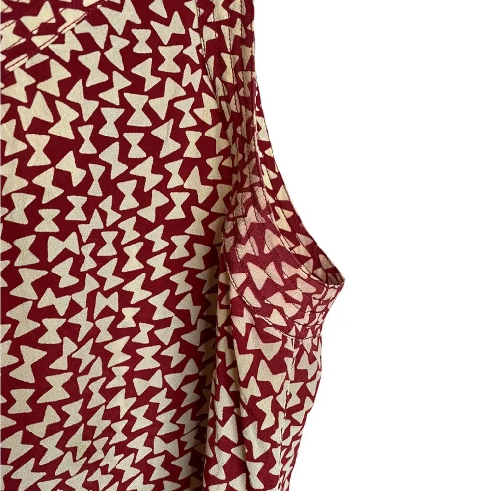 Chanel Boutique Vintage Bow Print Top